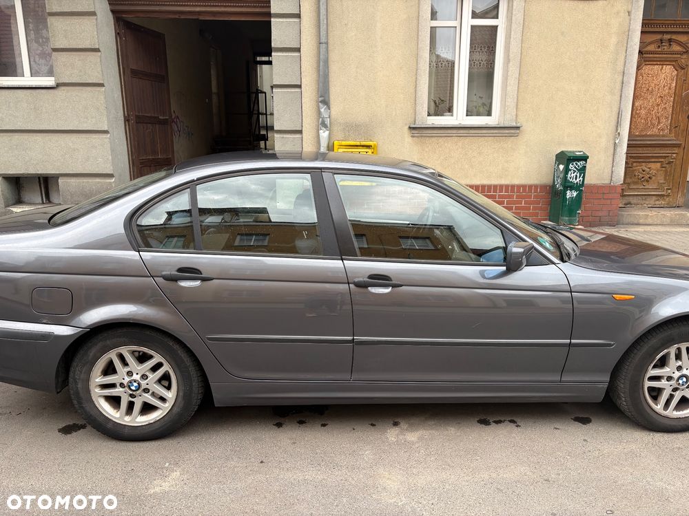 BMW Seria 3 316i - 4