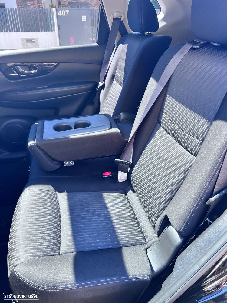 Nissan X-Trail 1.3 DIG-T N-Connecta DCT - 13