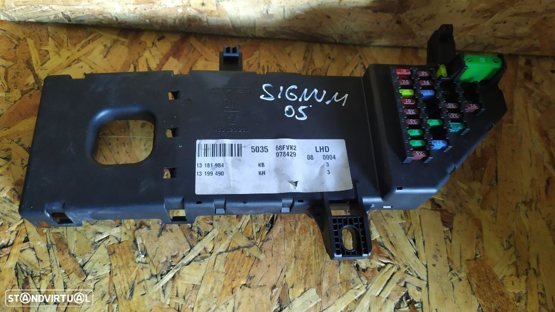 CAIXA DE FUSIVEIS OPEL SIGNUM / VECTRA C 13181984 - 1