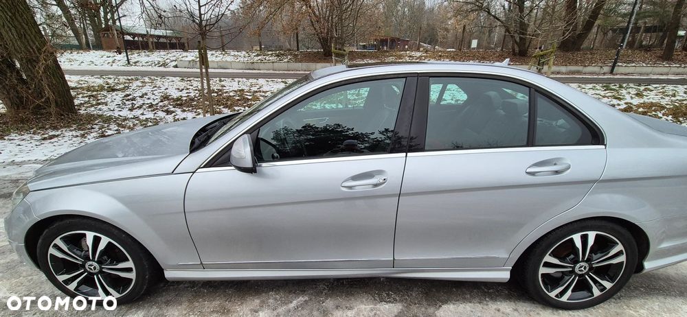 Mercedes-Benz Klasa C 350 Avantgarde - 8