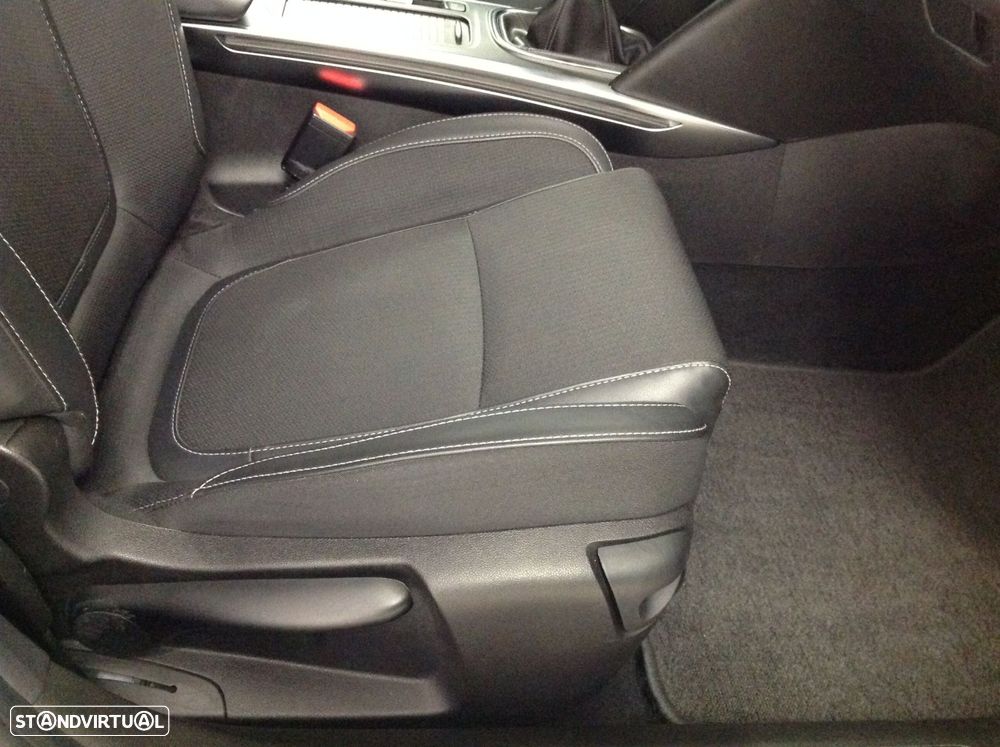 Renault Mégane Sport Tourer 1.5 Blue dCi Limited C/PM+Pneu - 36