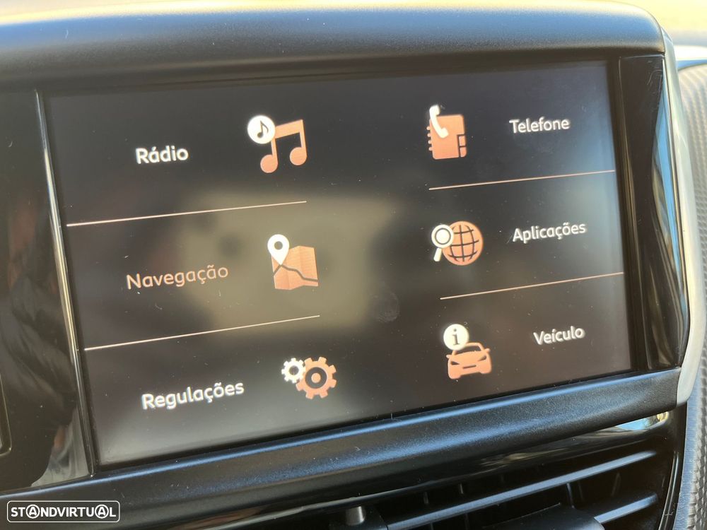 Peugeot 2008 1.5 BlueHDi Signature - 27