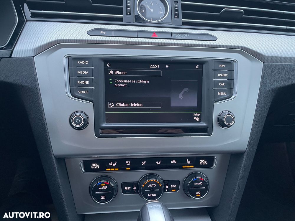 Volkswagen Passat - 25