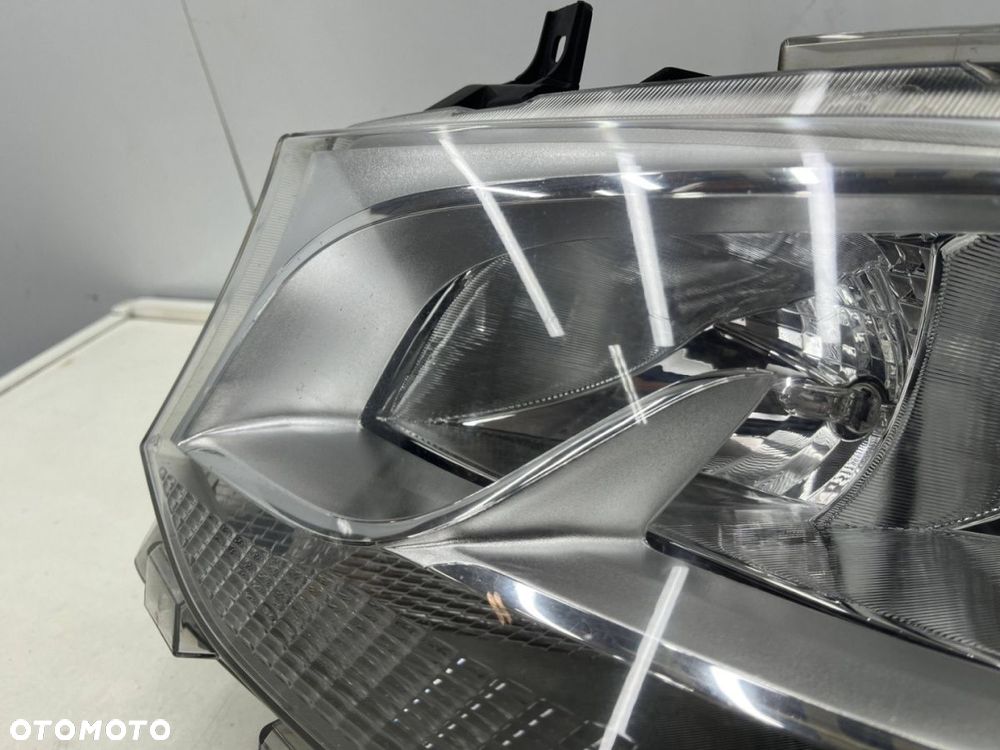 Lampa reflektor Mercedes Sprinter III w907 w910 2018r.- LEWA przednia zwykła H7 H15 a9109060000 - 9