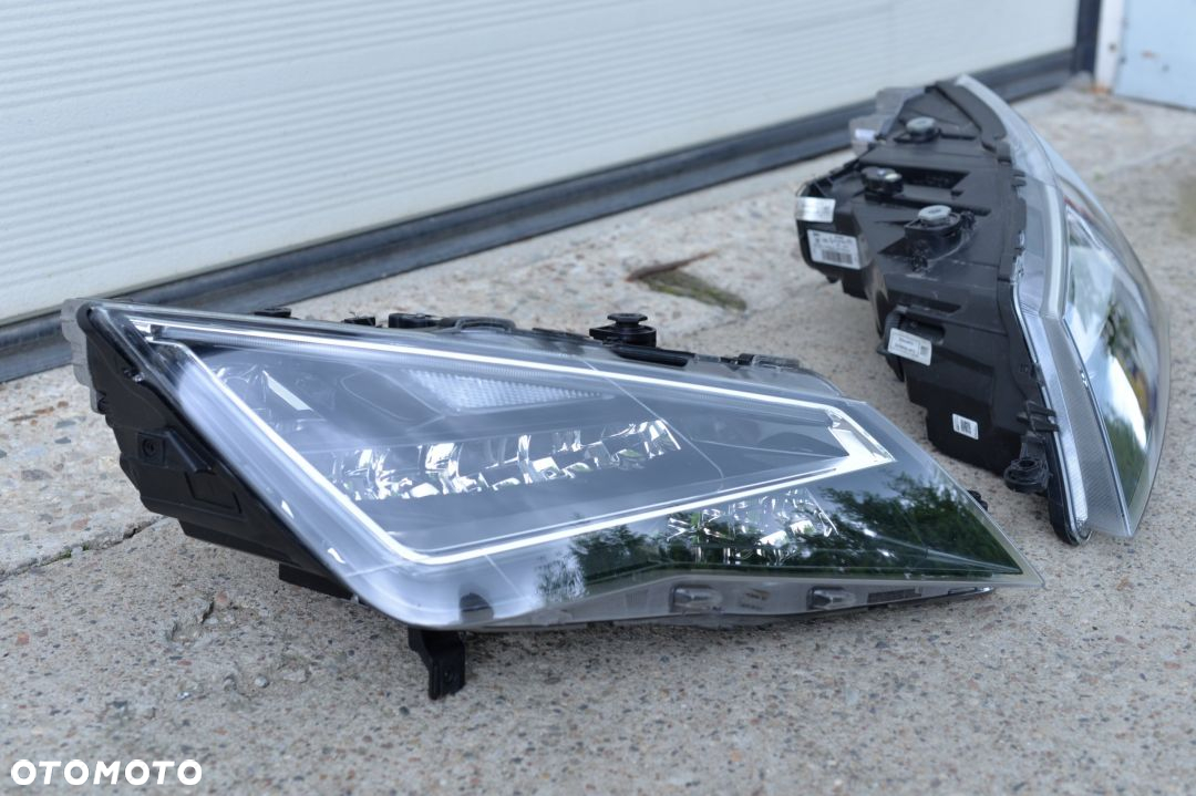 MASKA BŁOTNIK ZDERZAK PAS BELKA GRILL REFLEKTOR LED SEAT LEON 3 III 5F 2012- - 9
