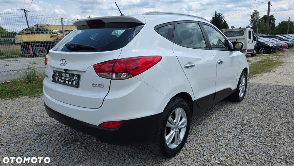 Hyundai ix35 1.6 2WD Fifa World Cup Edition - 6