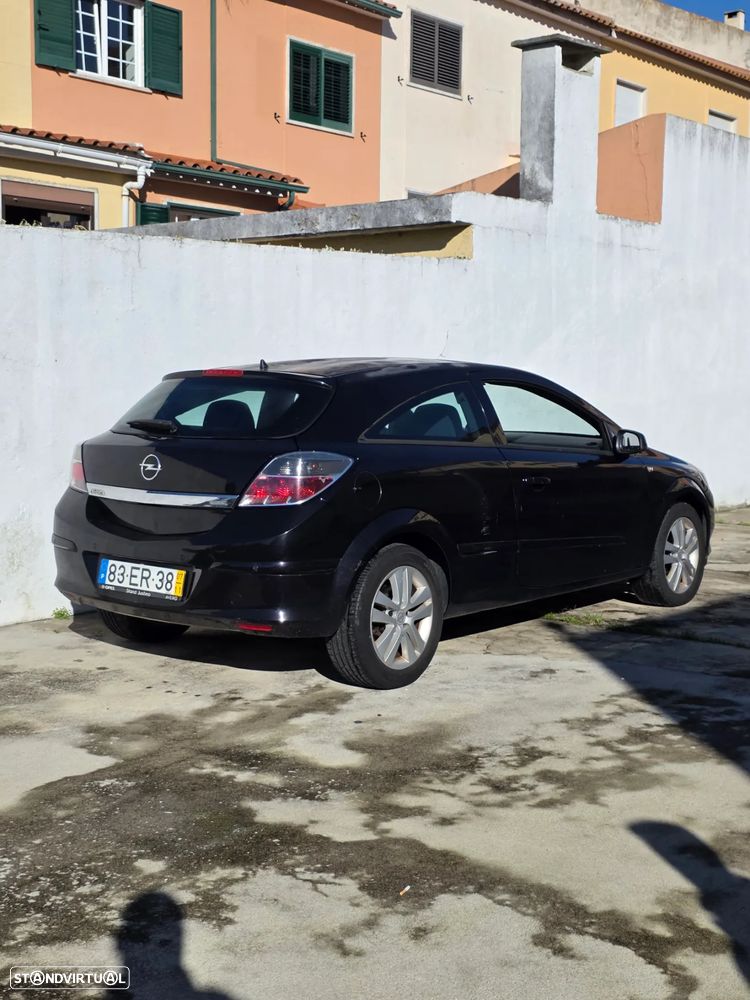 Opel Astra GTC 1.3 CDTI - 2