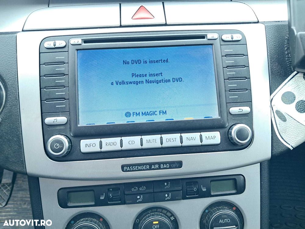 Vw Passat B6, navigatie originala din dezmembrari - 2