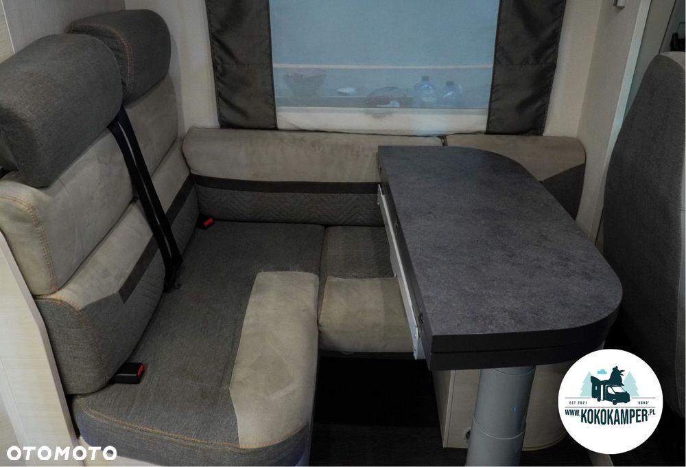 Ford CHAUSSON 627 GA - 8