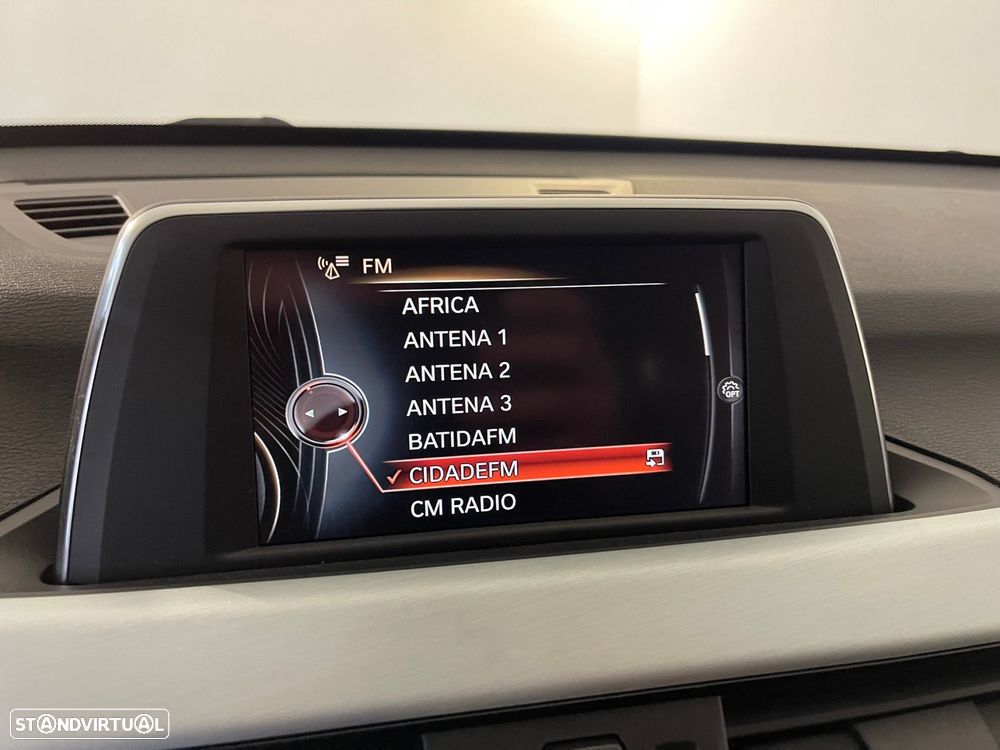 BMW X1 18 d sDrive Advantage - 23