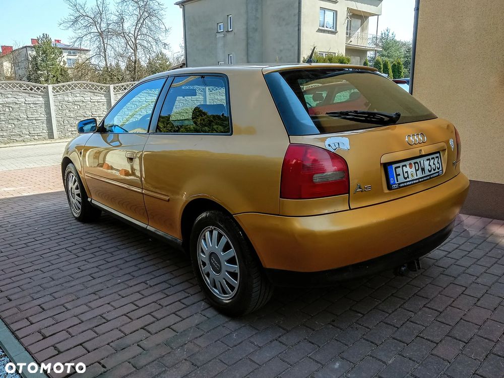 Audi A3 3-drzwiowe 1.6 Ambiente - 16
