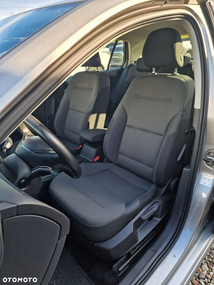 Volkswagen Golf - 19
