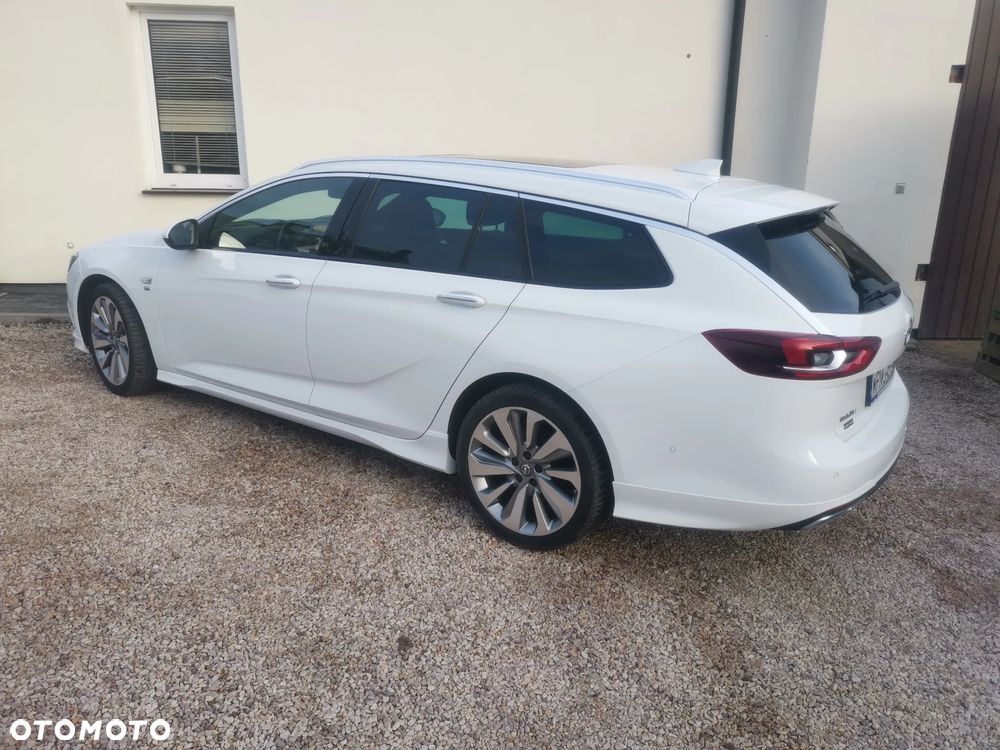 Opel Insignia - 2