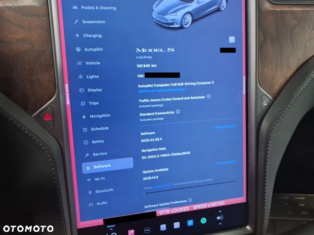 Tesla Model S - 13