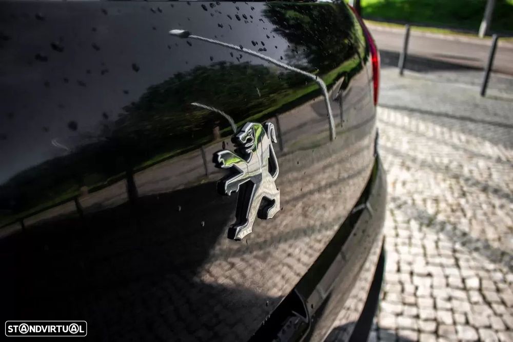 Peugeot 3008 1.6 HDi Roland Garros - 11