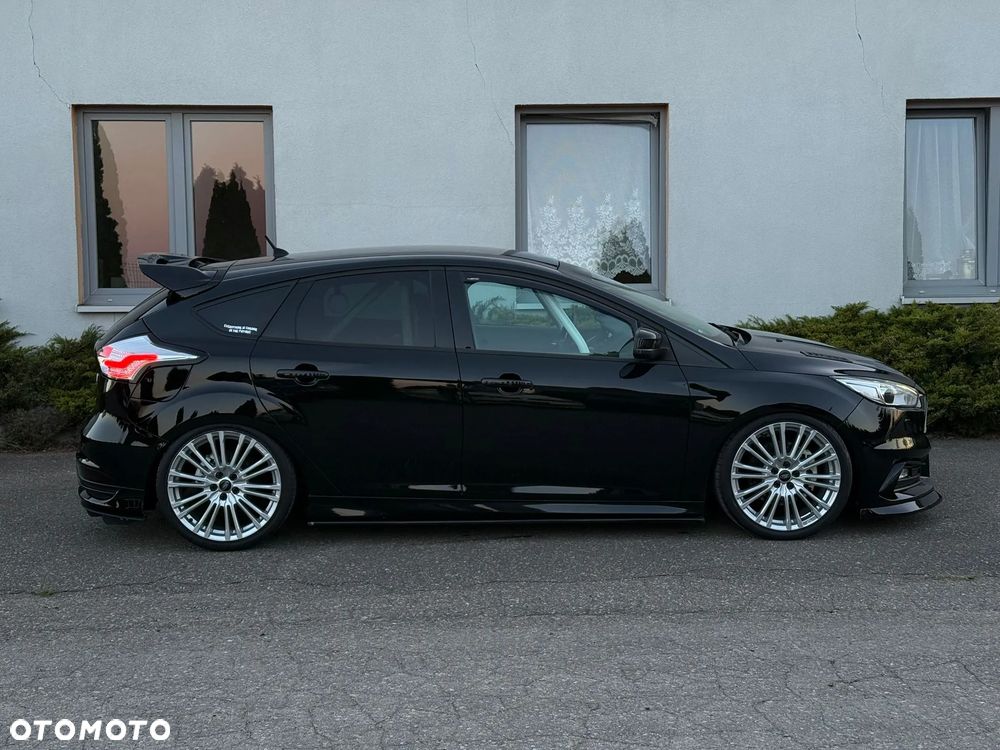 Ford Focus 2.0 EcoBoost ST - 14