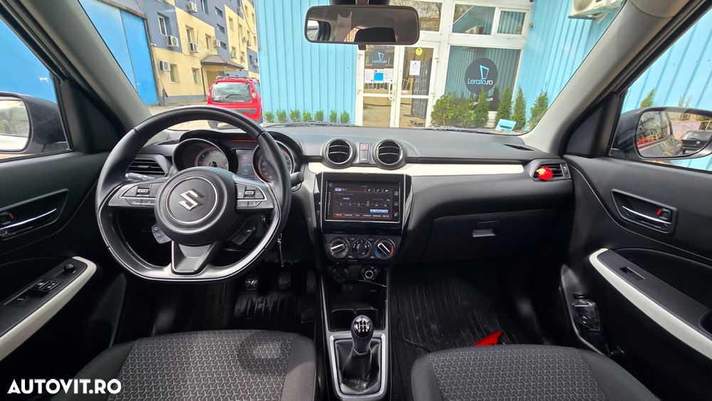 Suzuki Swift M-Hybrid 1.2 Passion - 2