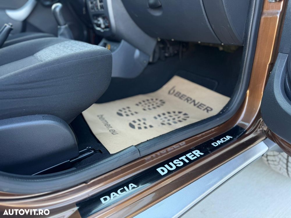 Dacia Duster dCi 110 FAP 4x2 Laureate - 13