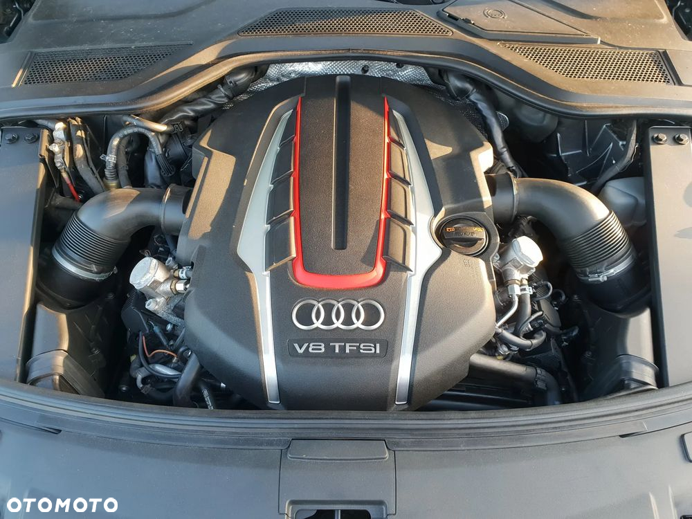 Audi S8 4.0 TFSI Quattro - 12