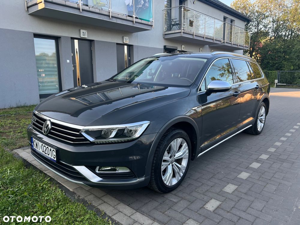 Volkswagen Passat Alltrack - 1
