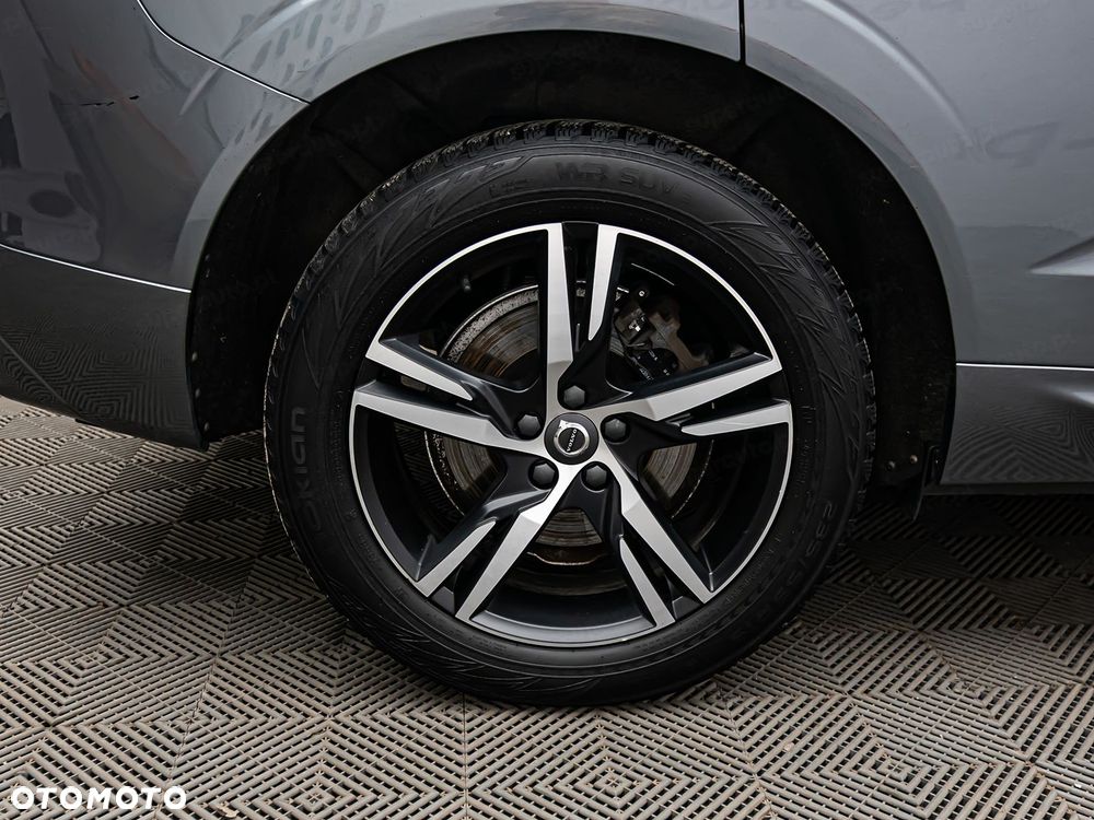 Volvo XC 60 B4 D AWD R-Design - 29