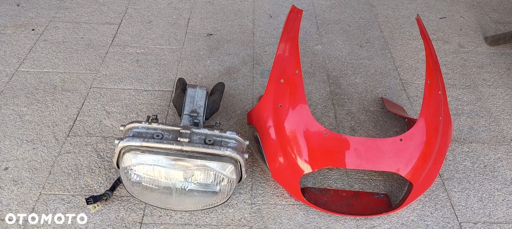 DUCATI ST4 916 CZASZA LAMPA REFLEKTOR STELAŻ SZYBA KIERUNKOWSKAZ
