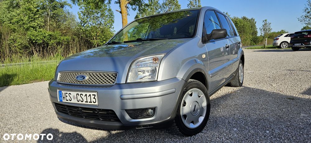 Ford Fusion - 2