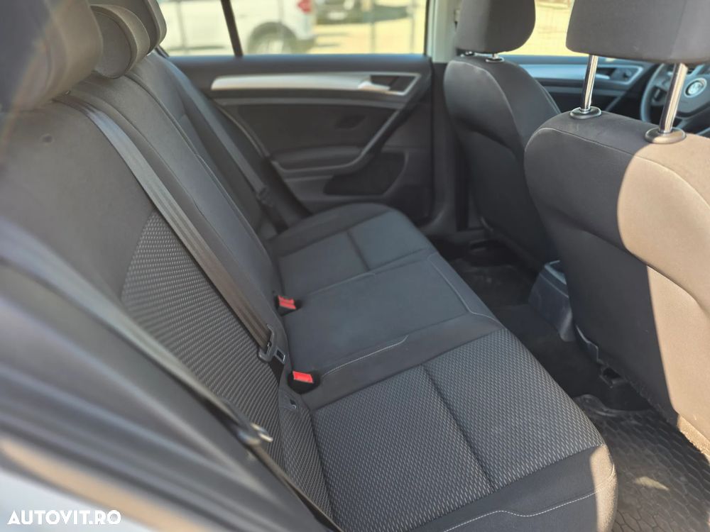 Volkswagen Golf - 7