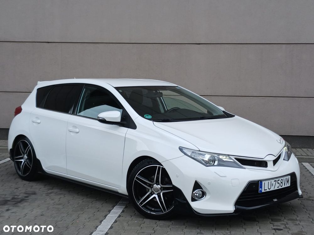 Toyota Auris 1.6 Valvematic Life - 4