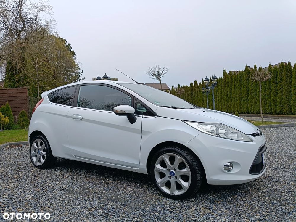 Ford Fiesta - 30
