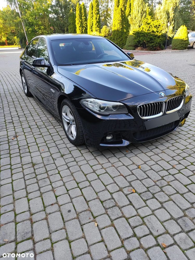 BMW Seria 5 520d xDrive - 1