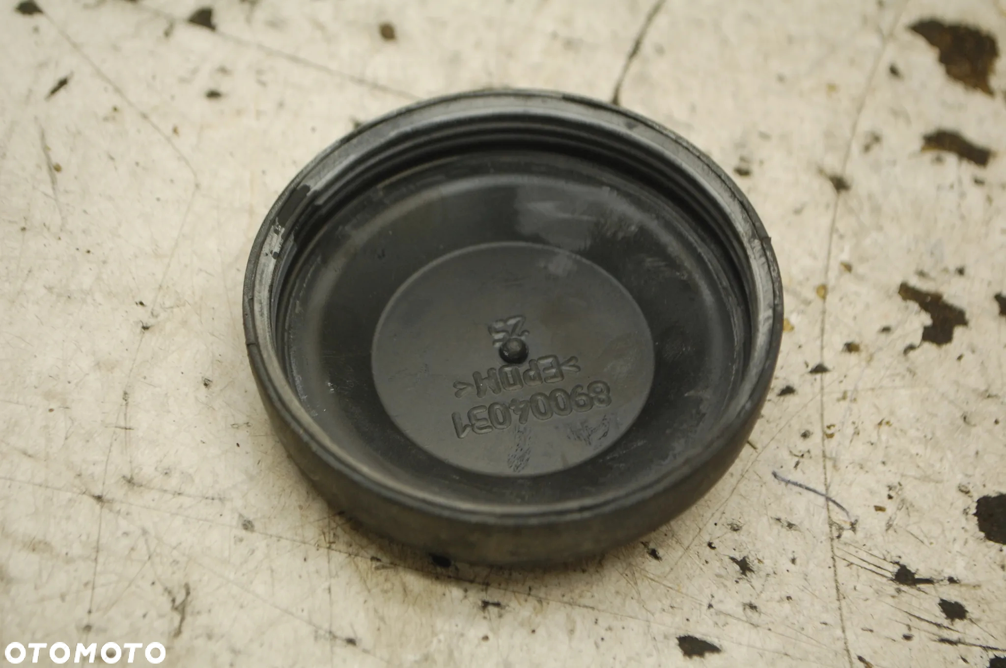 OSŁONA ZAŚLEPKA LAMPY PRZÓD PRZEDNIA VW GOLF VI 89004031 89092771 - 2