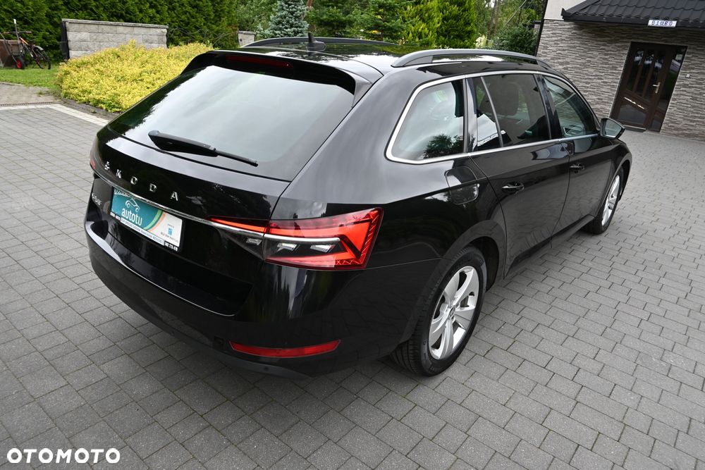 Skoda Superb 2.0 TDI SCR Sportline DSG - 7