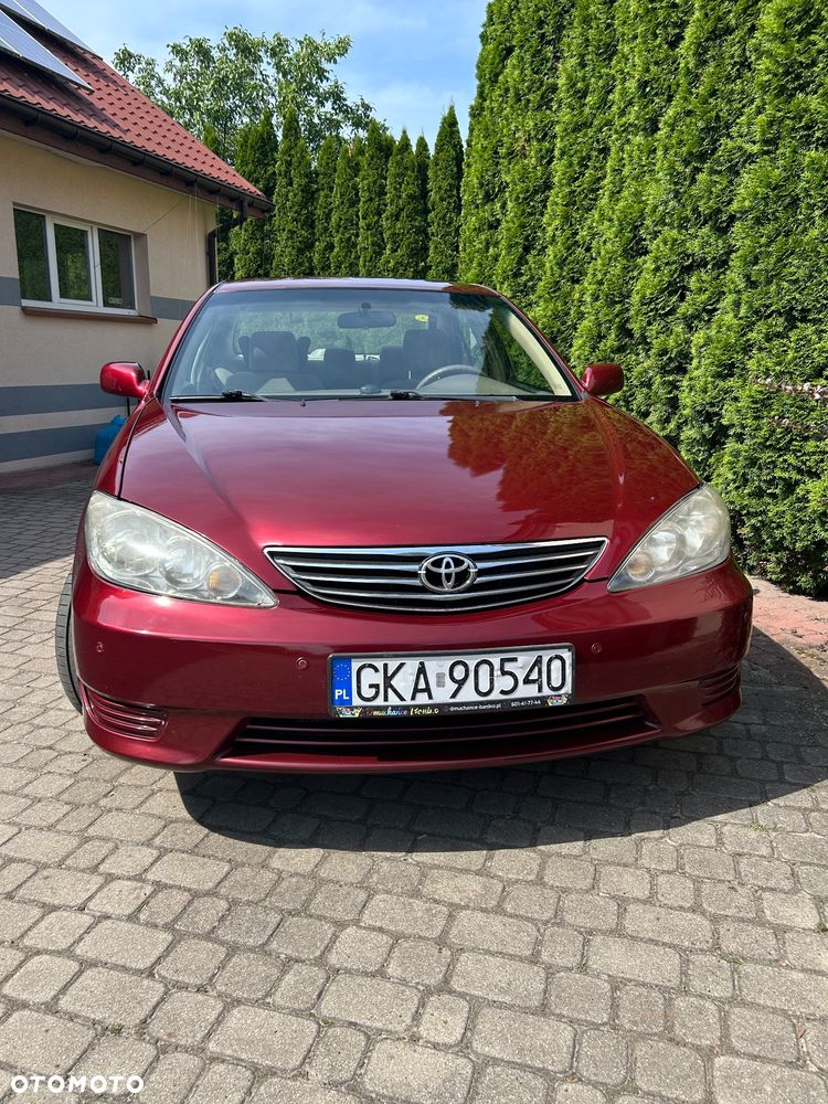 Toyota Camry - 15