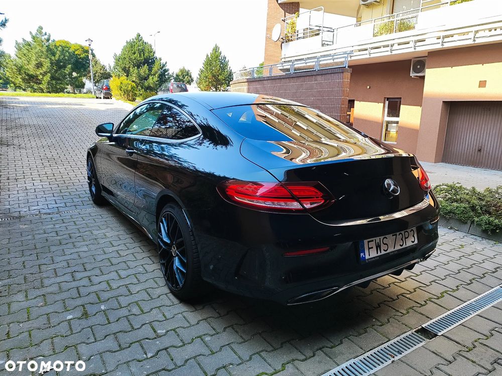 Mercedes-Benz Klasa C 180 Coupe AMG Line - 4