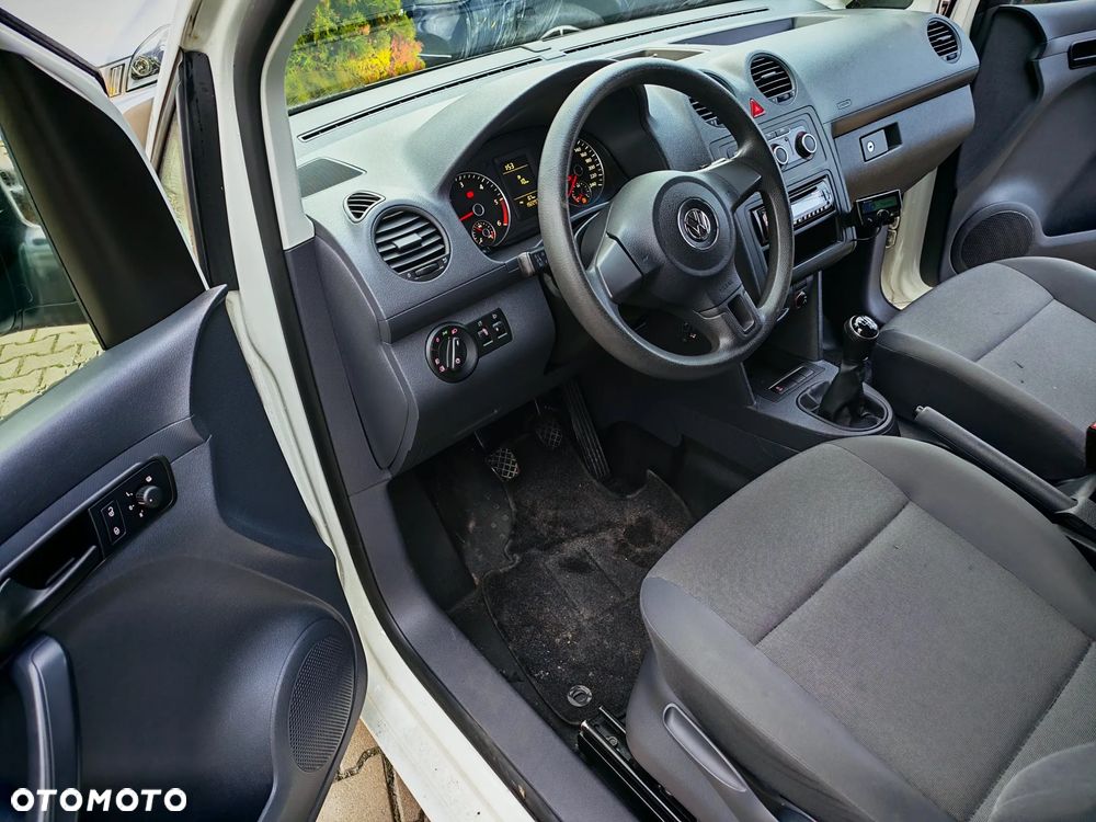 Volkswagen Caddy - 10