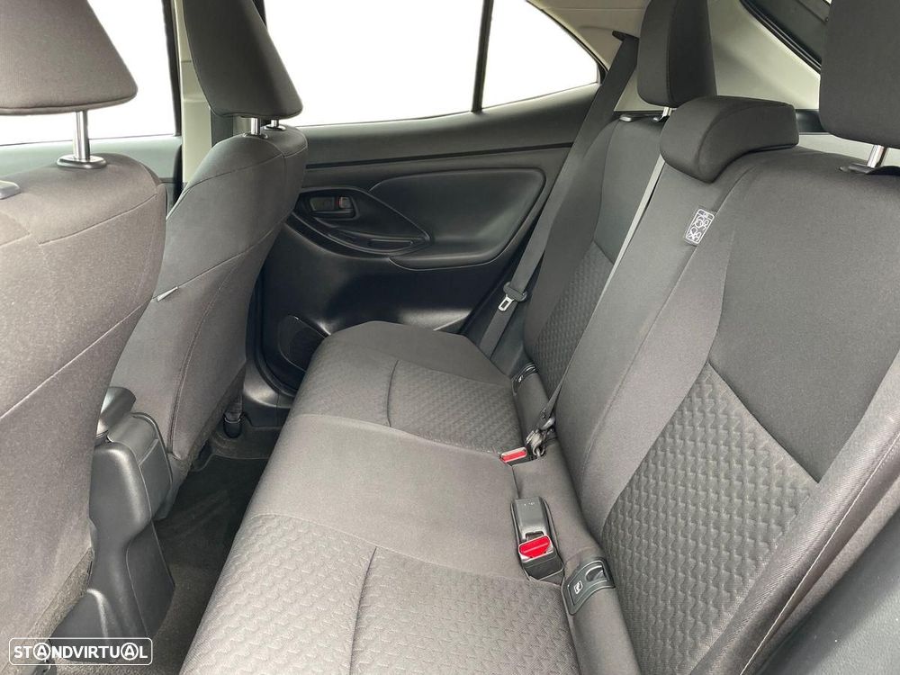 Toyota Yaris Cross 1.5 HDF Comfort Plus - 11