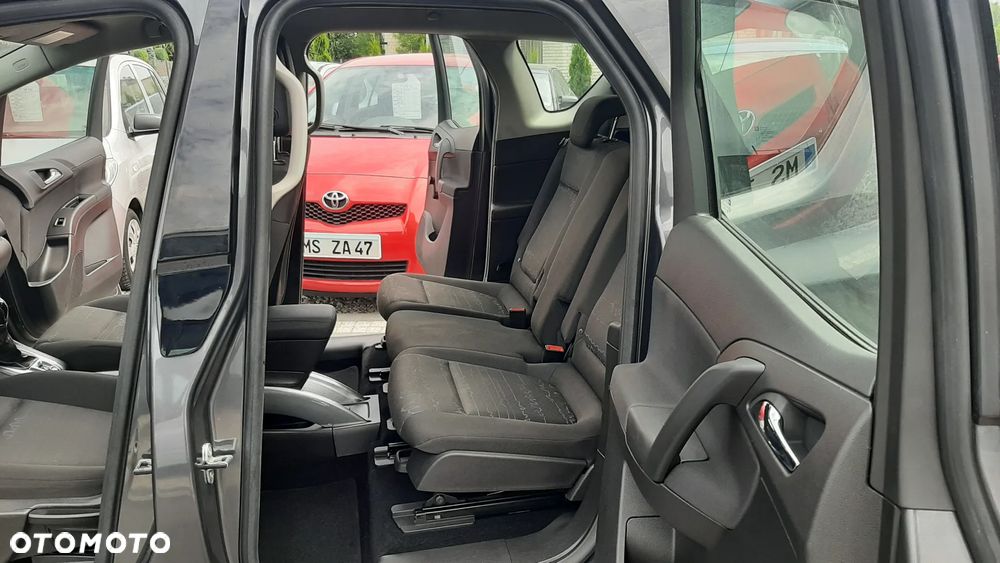 Opel Meriva - 12