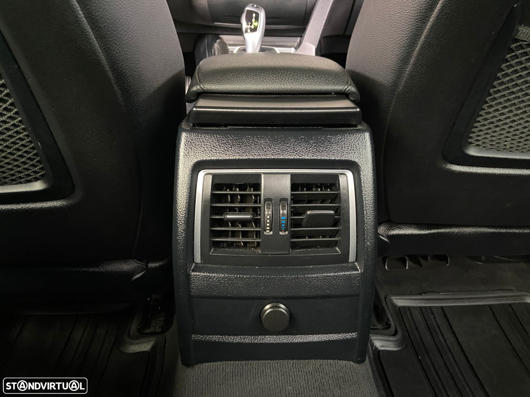 BMW 330 e iPerformance Pack M - 21