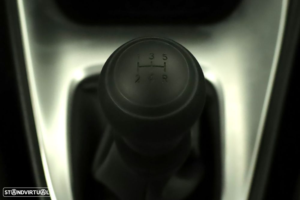 Toyota Yaris 1.0 VVT-i Comfort Plus - 12