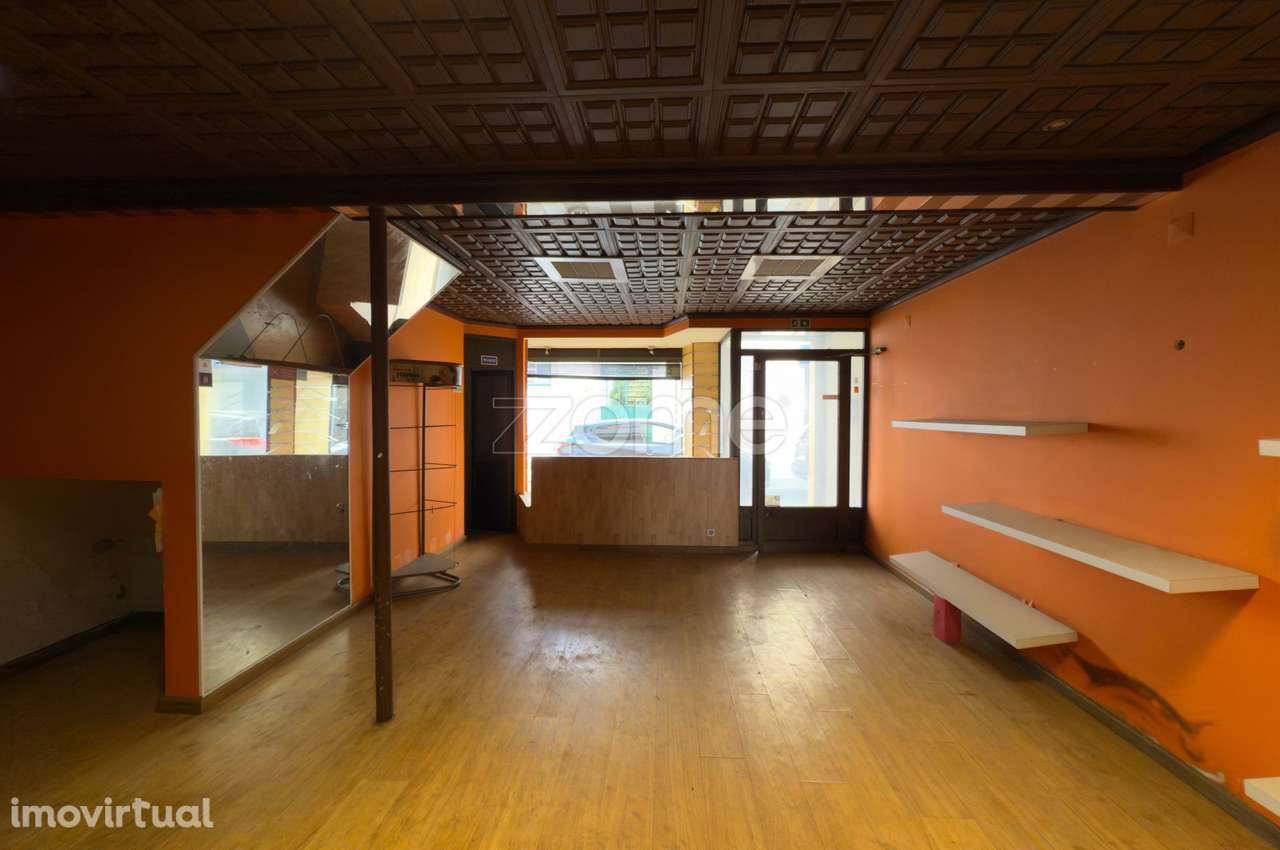 Edifício na Zona Histórica da Lousã - Grande imagem: 4/36