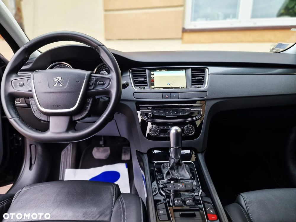 Peugeot 508 1.6 e-THP Allure S&S - 32