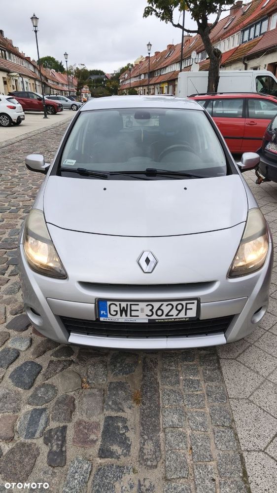 Renault Clio - 15