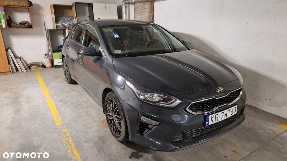 Kia Ceed 1.5 T-GDI Business Line - 32