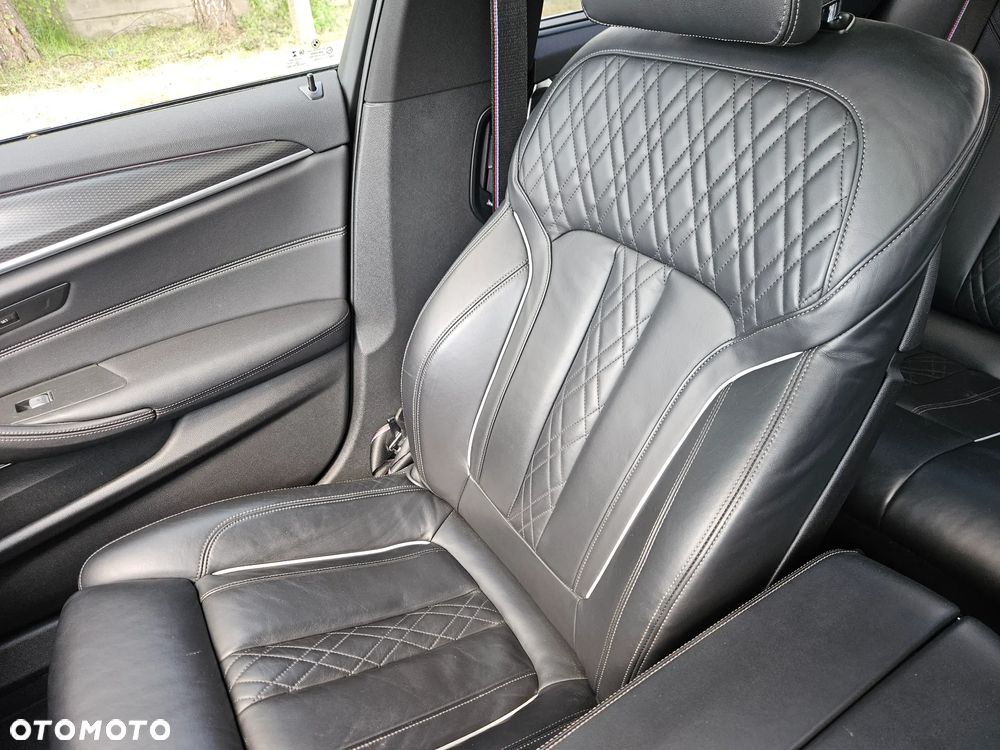 BMW Seria 5 545e xDrive M Sport sport - 37