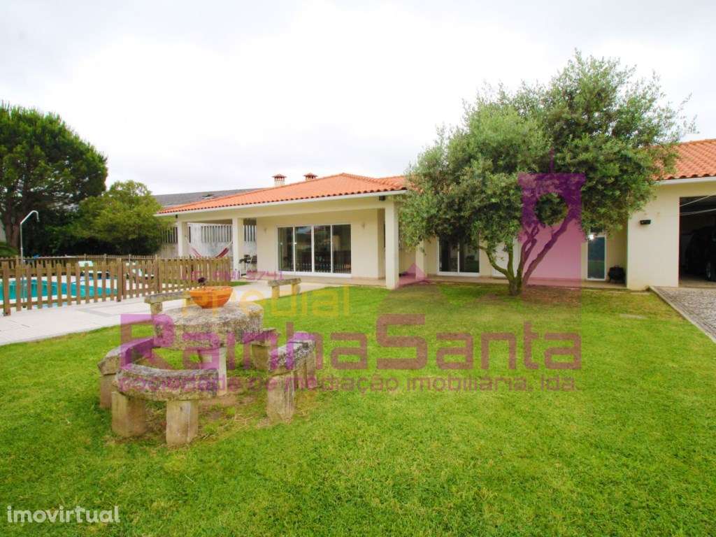 Moradia com jardim e piscina - Soure - Grande imagem: 3/27