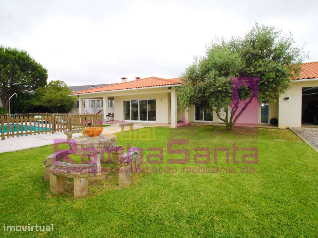 Moradia com jardim e piscina - Soure - Grande imagem: 3/27