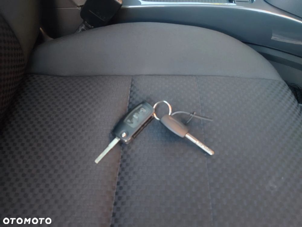 Ford C-MAX 1.8 Titanium - 20