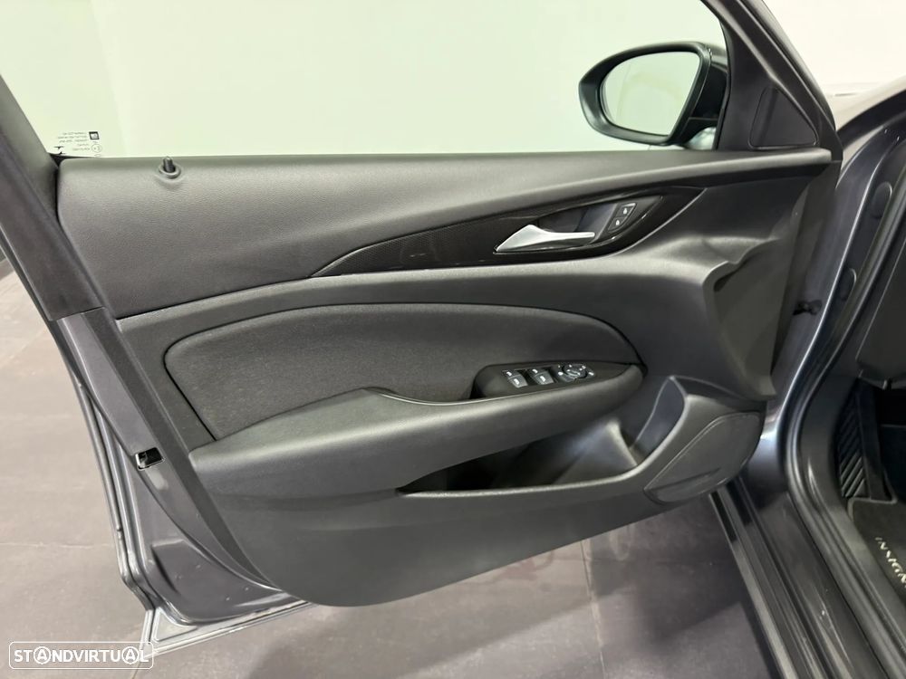 Opel Insignia Grand Sport 1.5 D Business Edition - 18