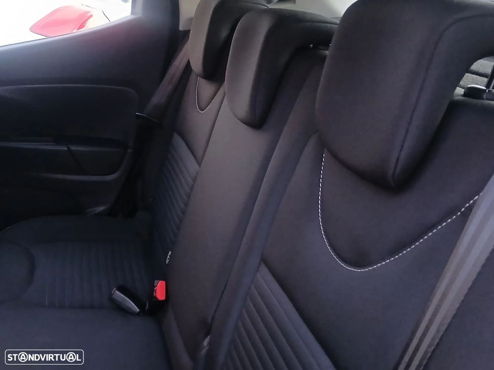 Renault Clio TCe 90 Limited - 16